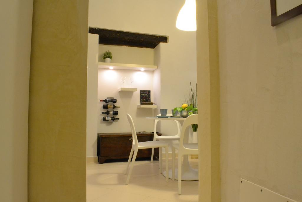 דירות סירקוזה 1743 Loft חדר תמונה