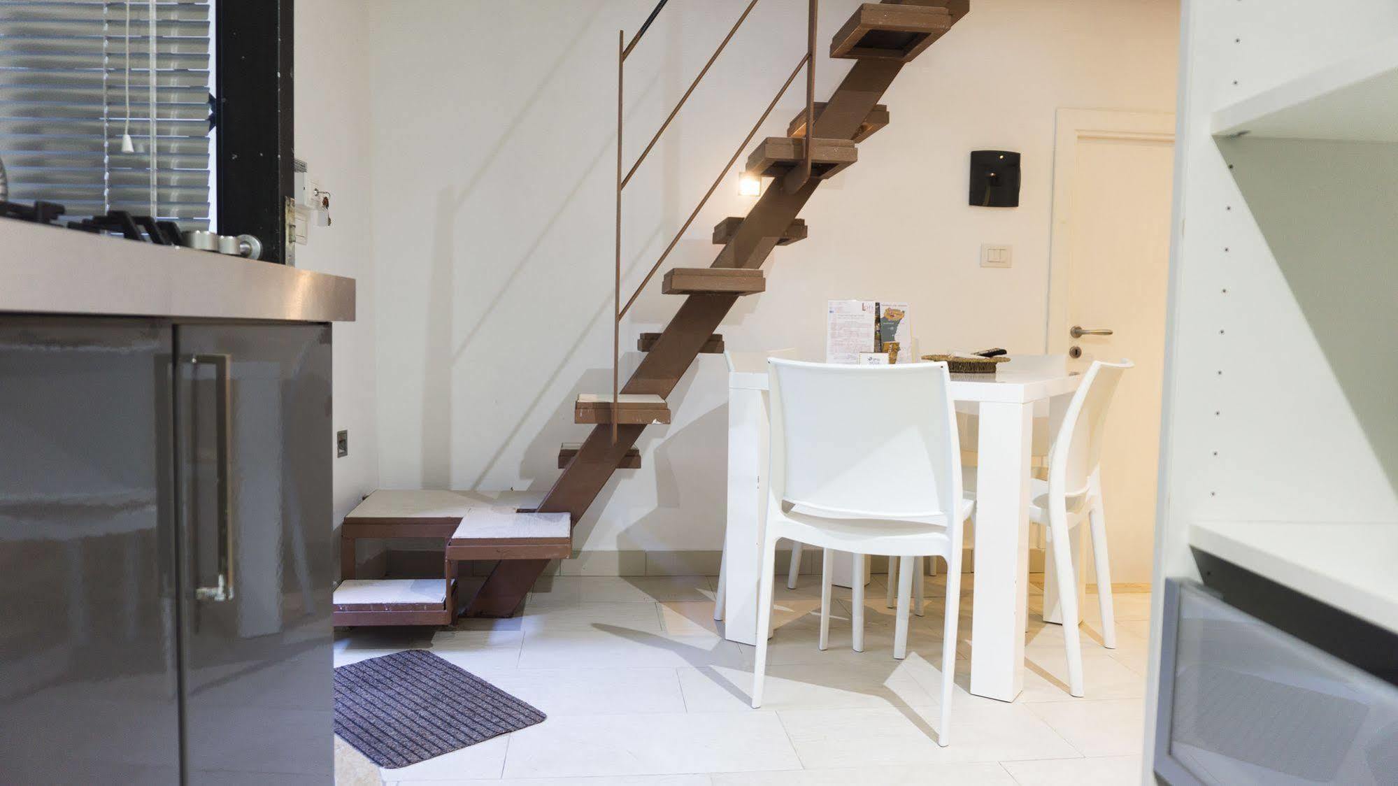 דירות סירקוזה 1743 Loft מראה חיצוני תמונה